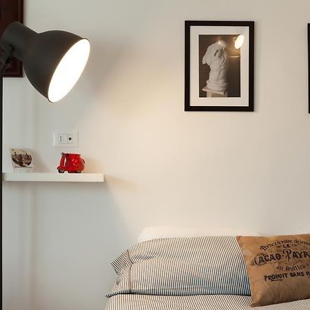 Central Pitti Studio Flat ฟลอเรนซ์ ภายนอก รูปภาพ