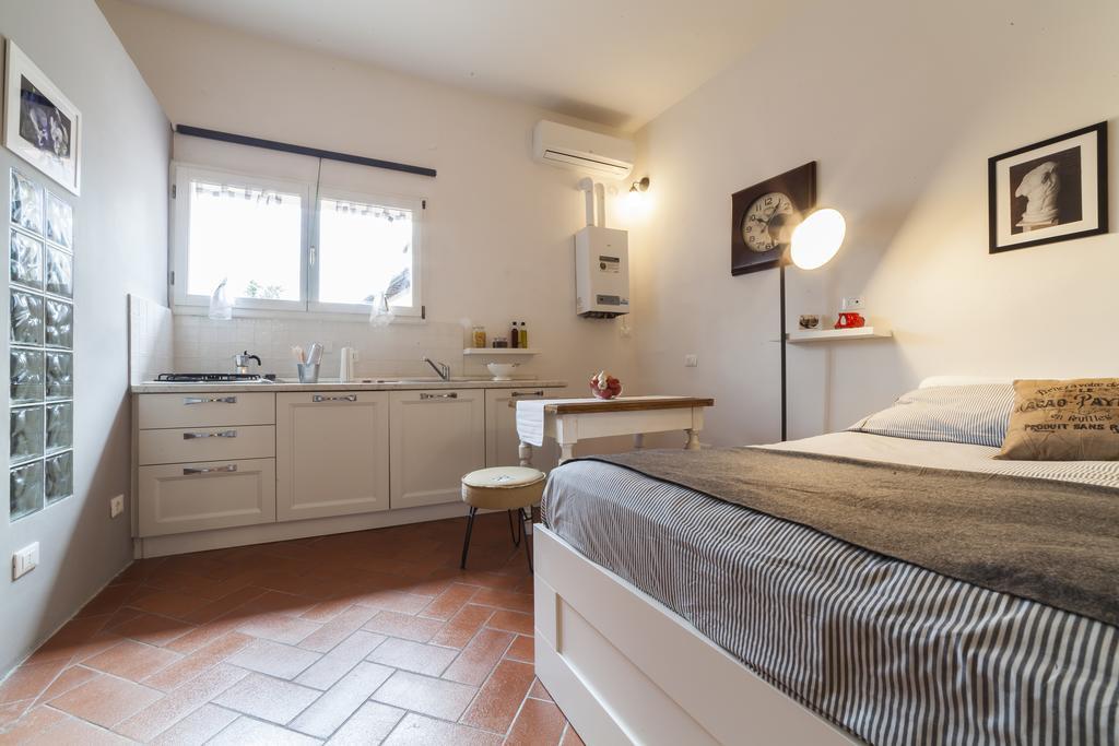 Central Pitti Studio Flat ฟลอเรนซ์ ภายนอก รูปภาพ